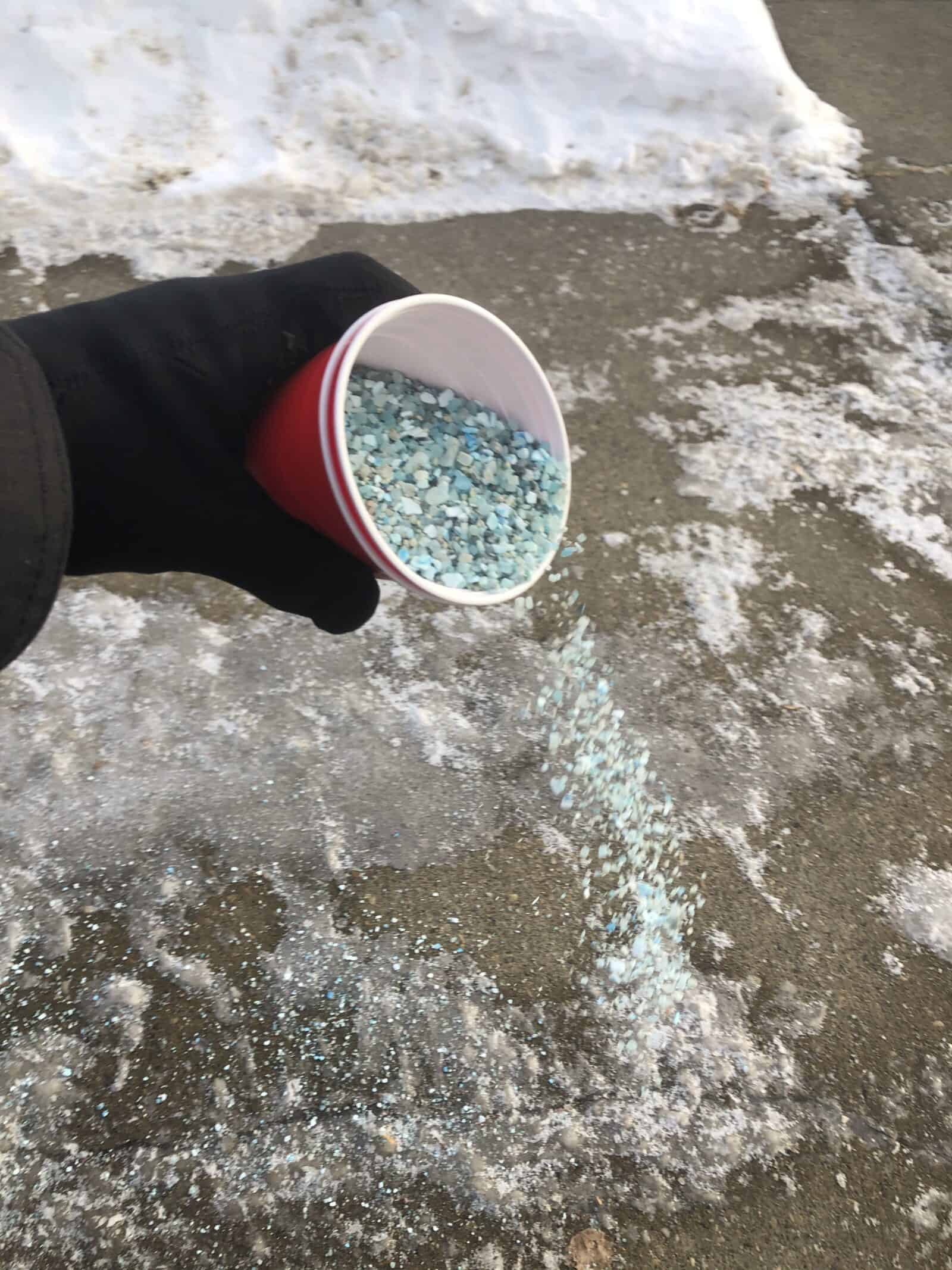 Sidewalk Salt Cup Using the Wrong Sidewalk Salt will destroy your Grass and Driveway.